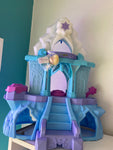 LP Elsa castle w/lights & sound