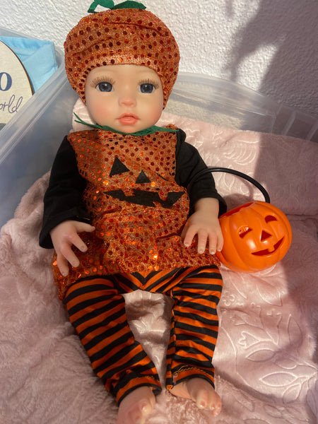 Pumpkin 3pc outfit $12.99