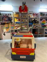 Bluey Fire Truck 2 Figures