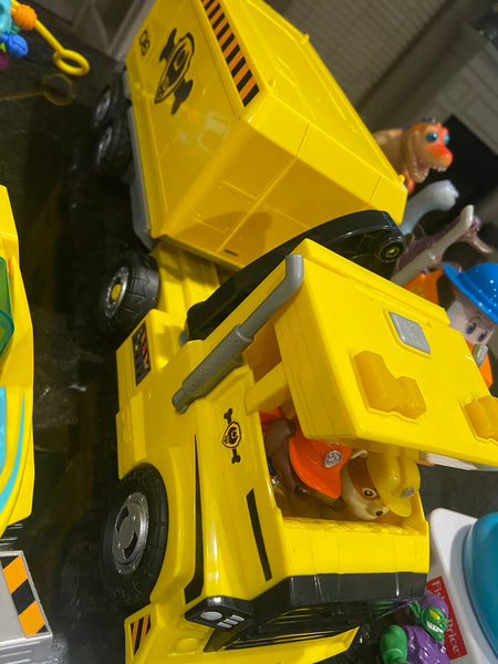 Rubble Extreme Truck, 2 Figures