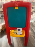 Step2 Easel w/accessories
